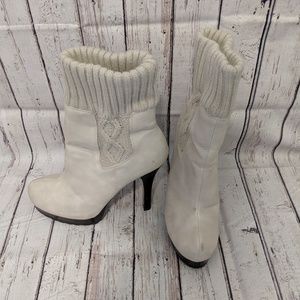 Heeled sweater boots